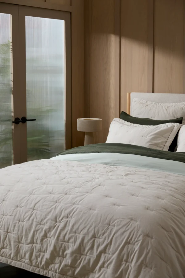 imgi_72_Essential_Cotton_Quilt_Bone_1